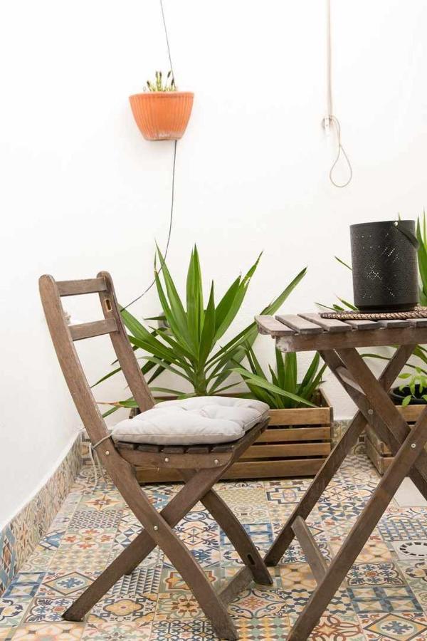 Trendy Lisbon Home With Terrace Lx Factory Exterior foto